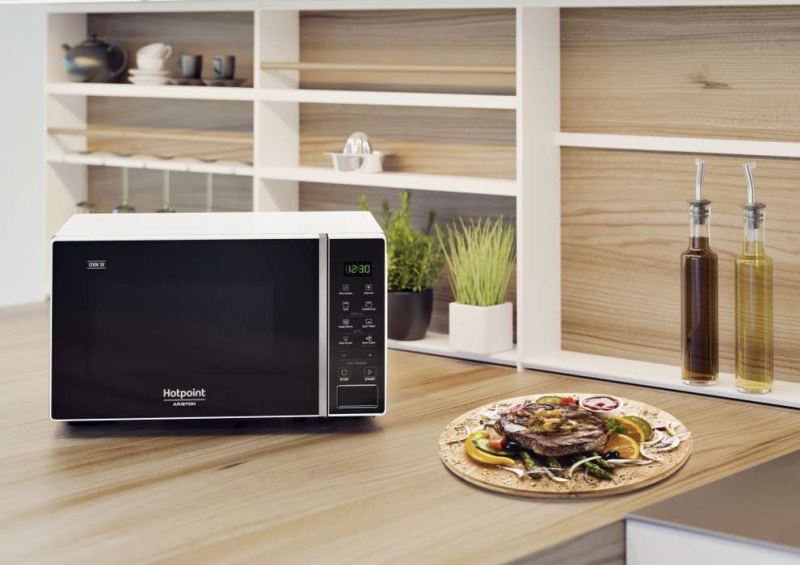 Hotpoint  COOK 20 - компактные микроволновые печи