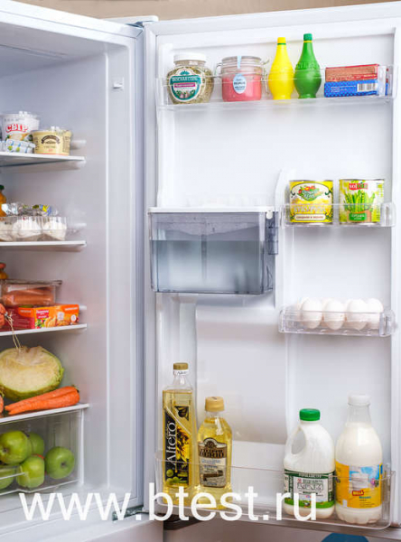 Холодильник Ascoli с диспенсером